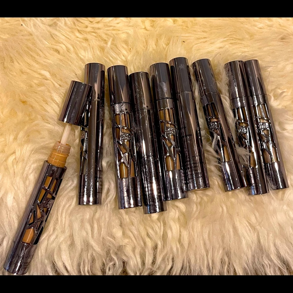 ALL NIGHTER WATERPROOF FULL-COVERAGE CONCEALER